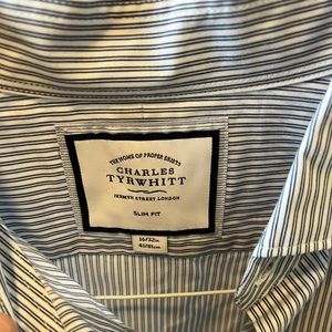 Mens Charles Tyrwhitt slim fit dress shirt white blue stripe 16/32